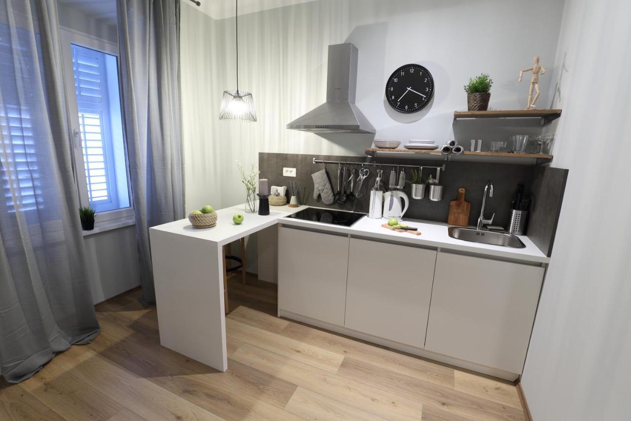 Adria Square Studios Rijeka Zewnętrze zdjęcie