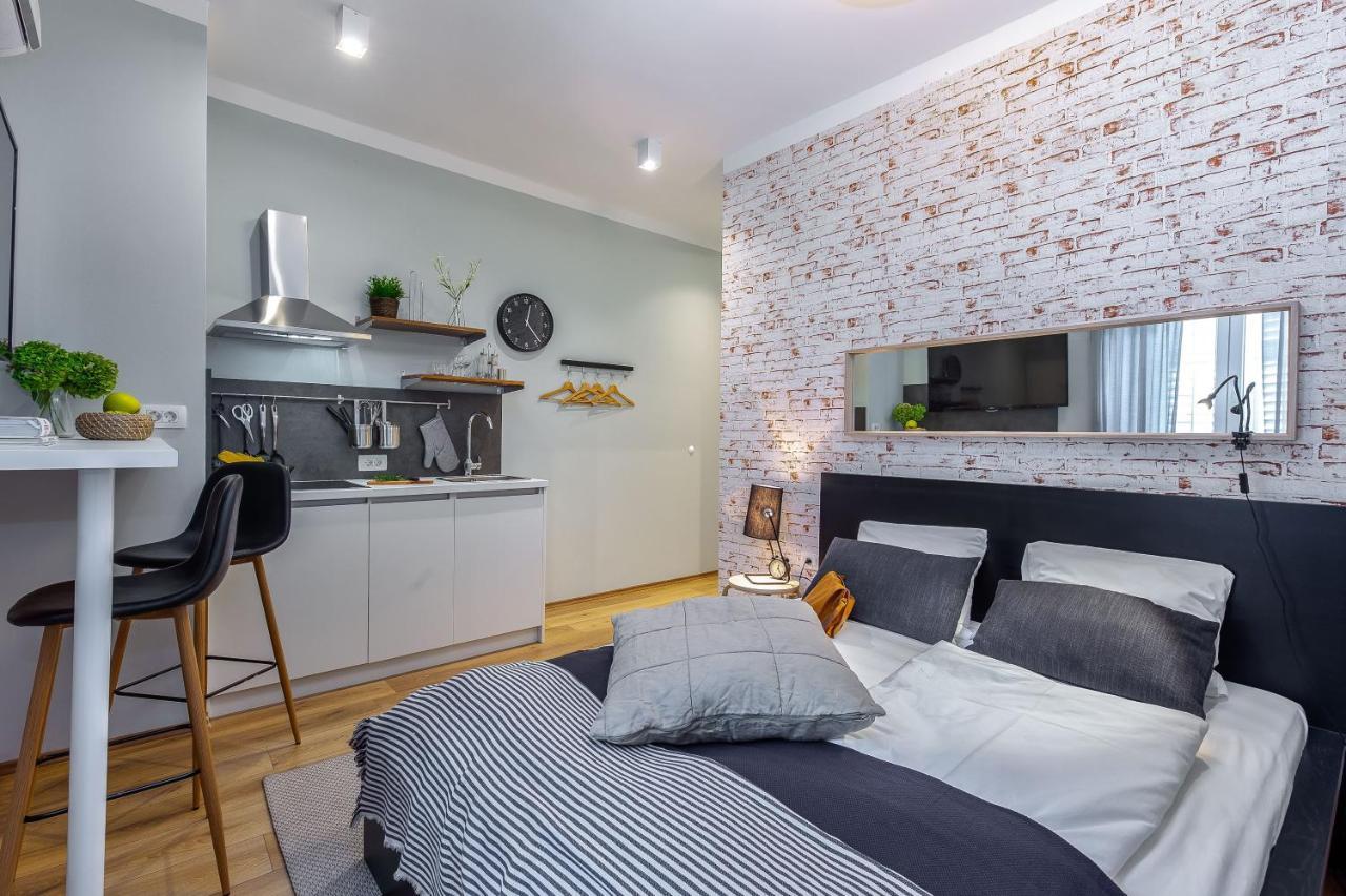 Adria Square Studios Rijeka Zewnętrze zdjęcie